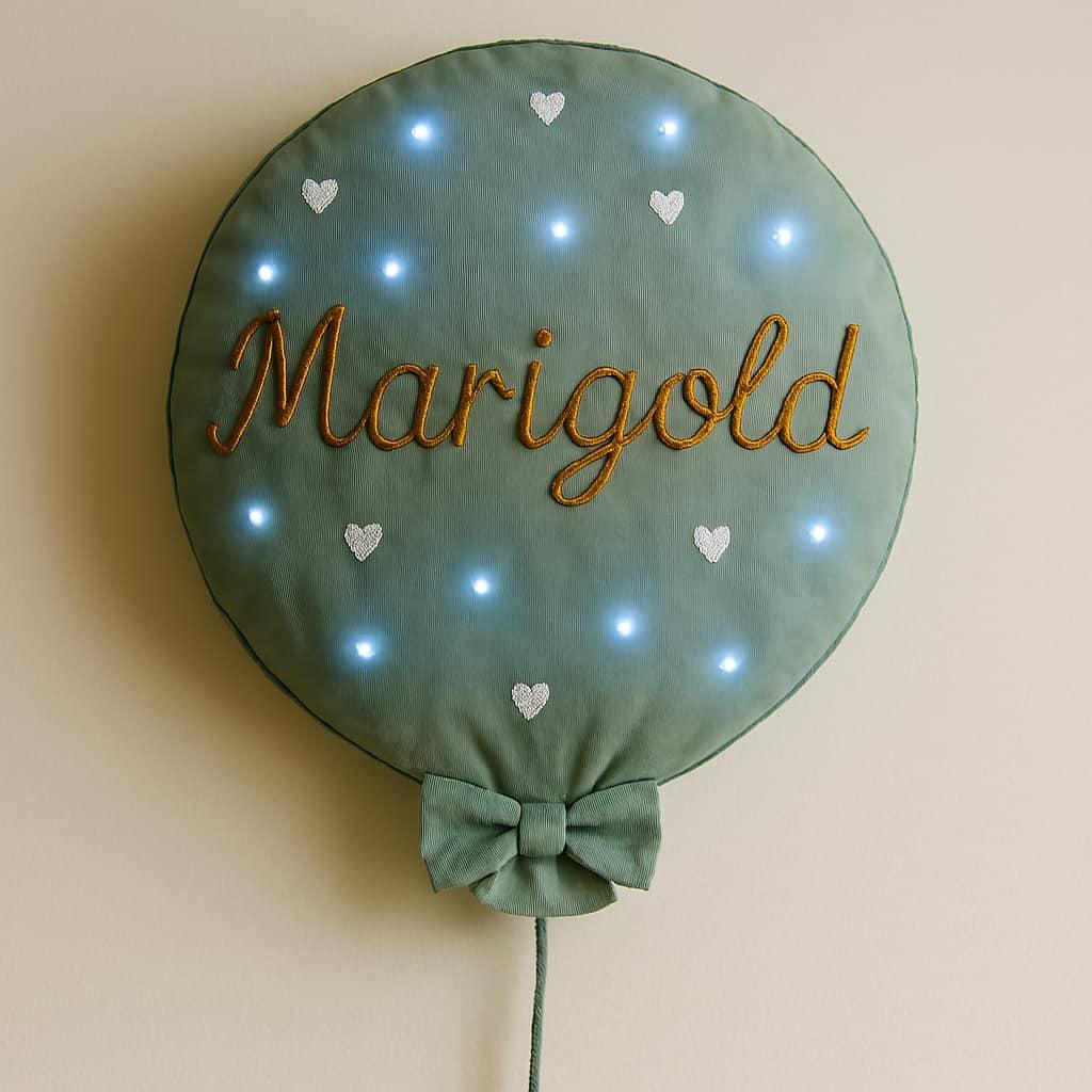 Ballon led mural coussin en forme de montgolfiere avec lumiere personnalise avec le prenom marigold