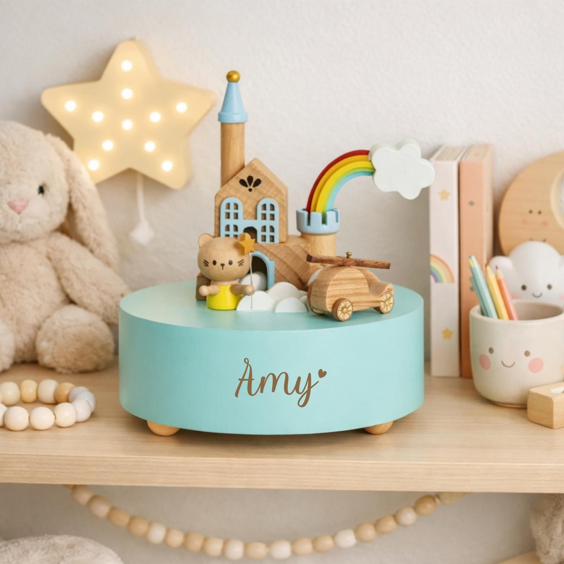 Boîte musicale en bois personnalisée avec le prénom Amy