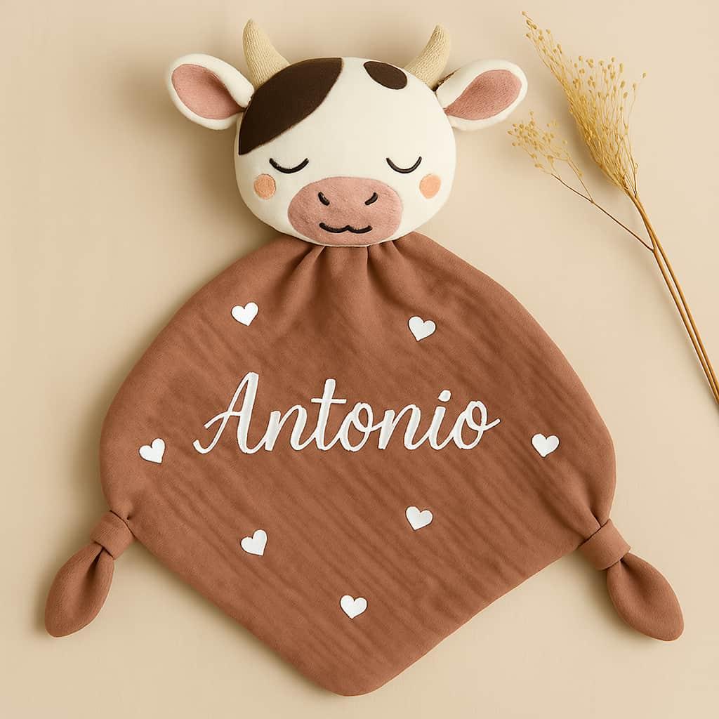 Doudou vache personnalise avec le prenom antonio tout doux