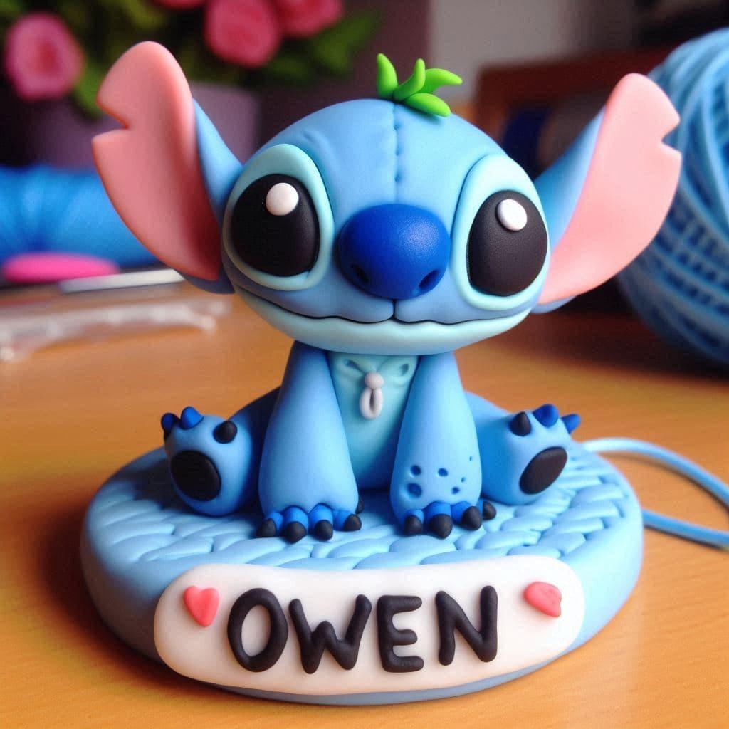 Figurine en fimo stitch personnalisee avec le prenom owen
