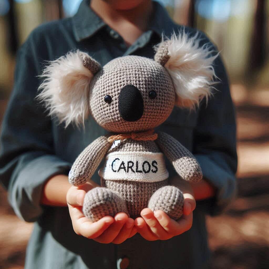 Jolie peluche koala personnalisee avec le prenom carlos