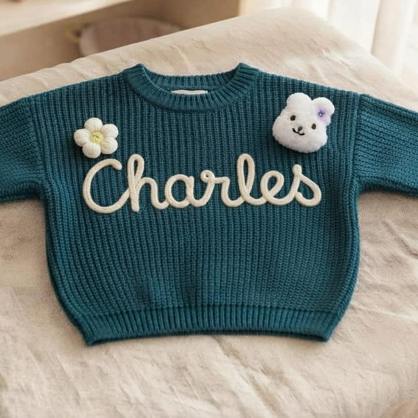 Pull enfant bleu canard brodé Charles