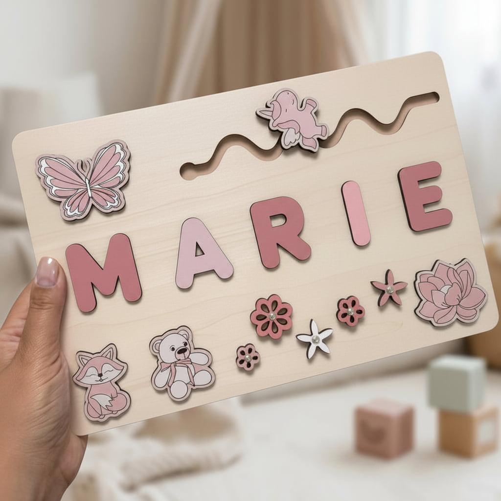 Puzzle en bois personnalisé avec le prénom Marie