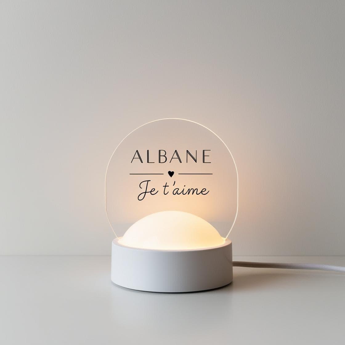Veilleuse acrylique personnalisee avec le prenom albane