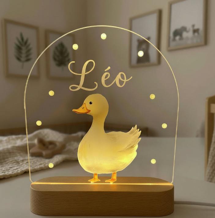 Veilleuse acrylique personnalisee avec le prenom leo
