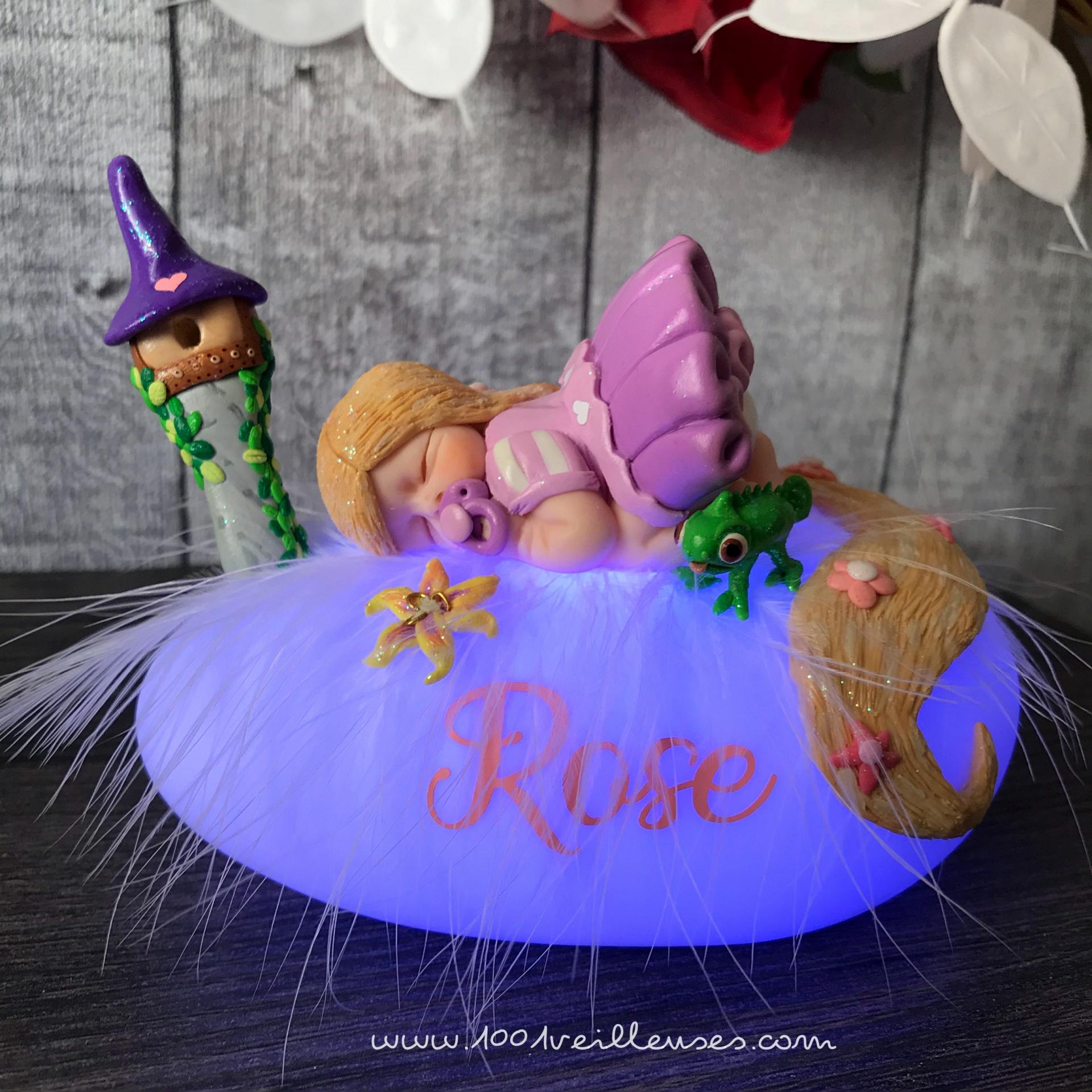 veilleuse theme raiponce personnalisée avec le prénom Rose
